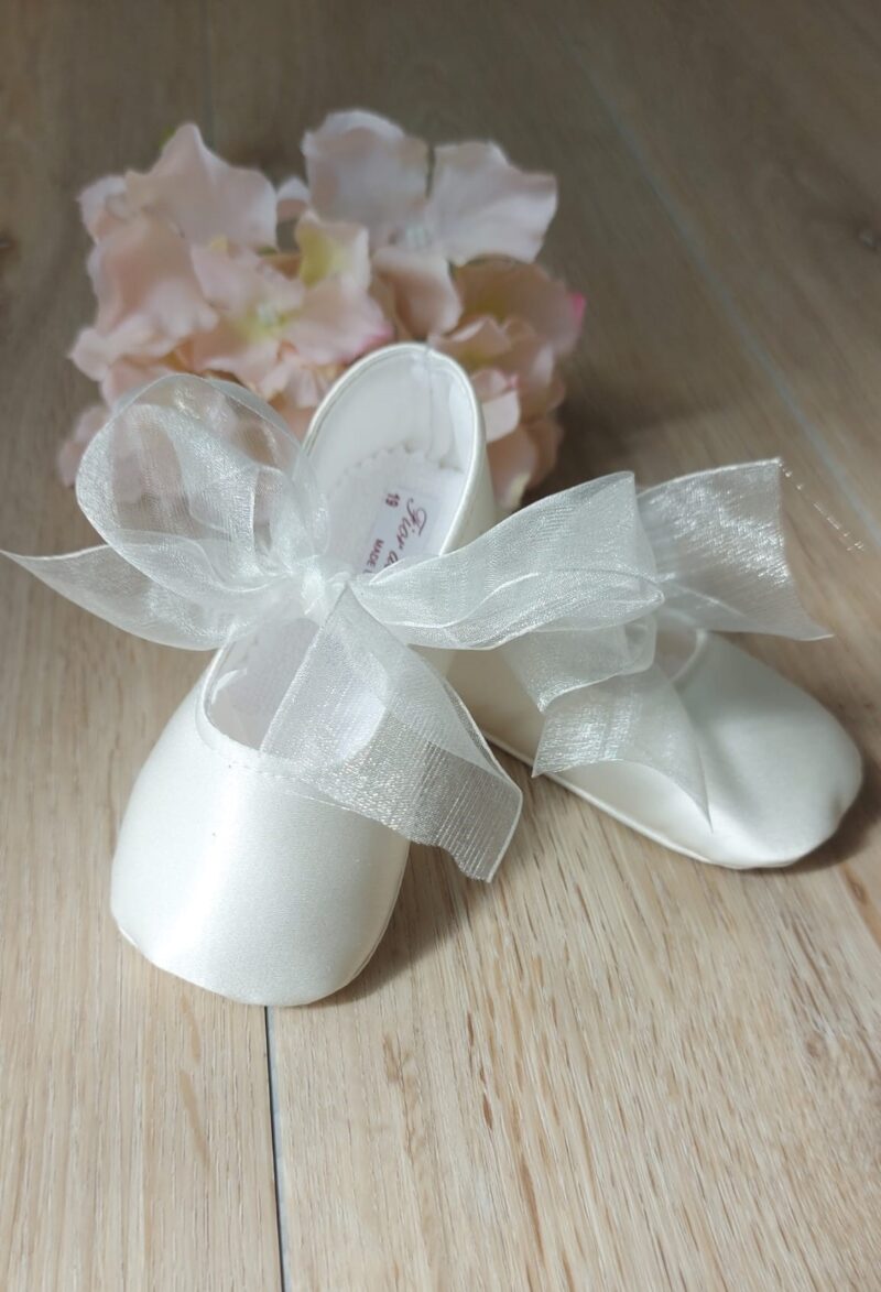 Ballerina Neonata Battesimo in seta con nastro organza