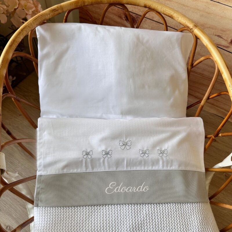 Lenzuolino neonato personalizzato Culla Fiocchetti in cinque colori