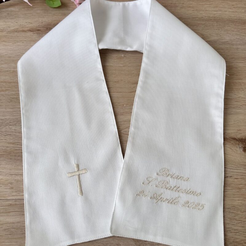 Stola battesimo personalizzata in piquet ricamo croce