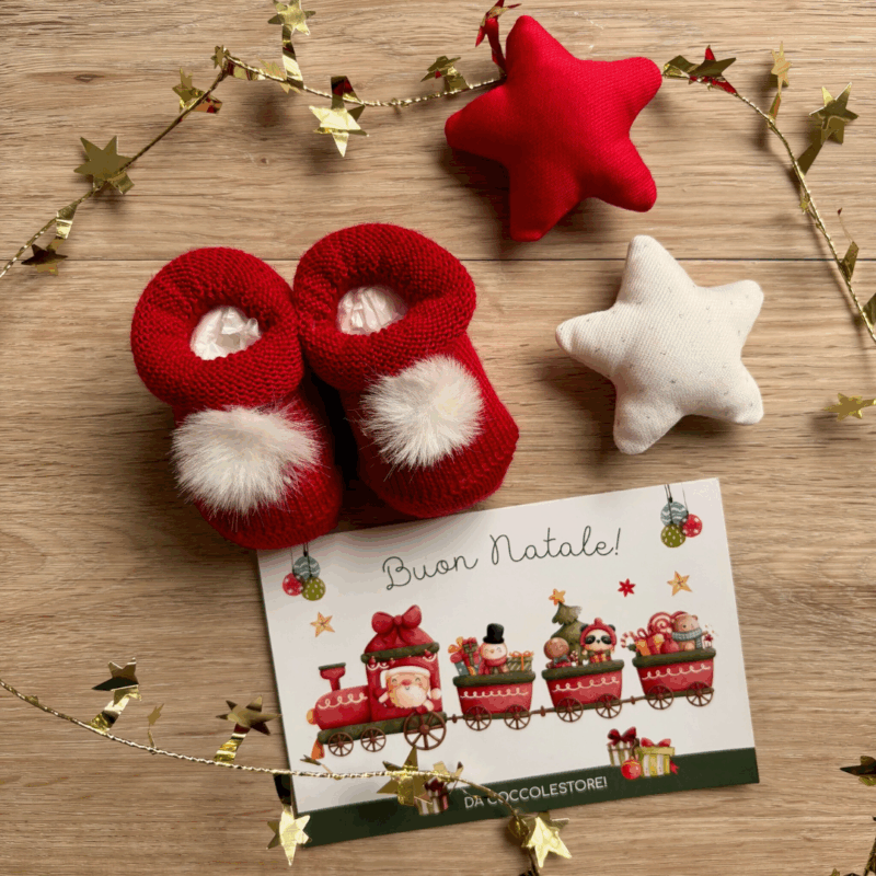 Set Regalo Bavaglino Agrifoglio e Babbucce Pompon - immagine 3