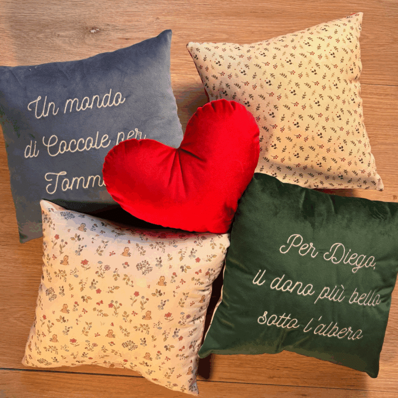 Cuscino Coccola con frase personalizzata - immagine 2