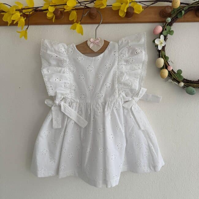 Abito in sangallo bianco